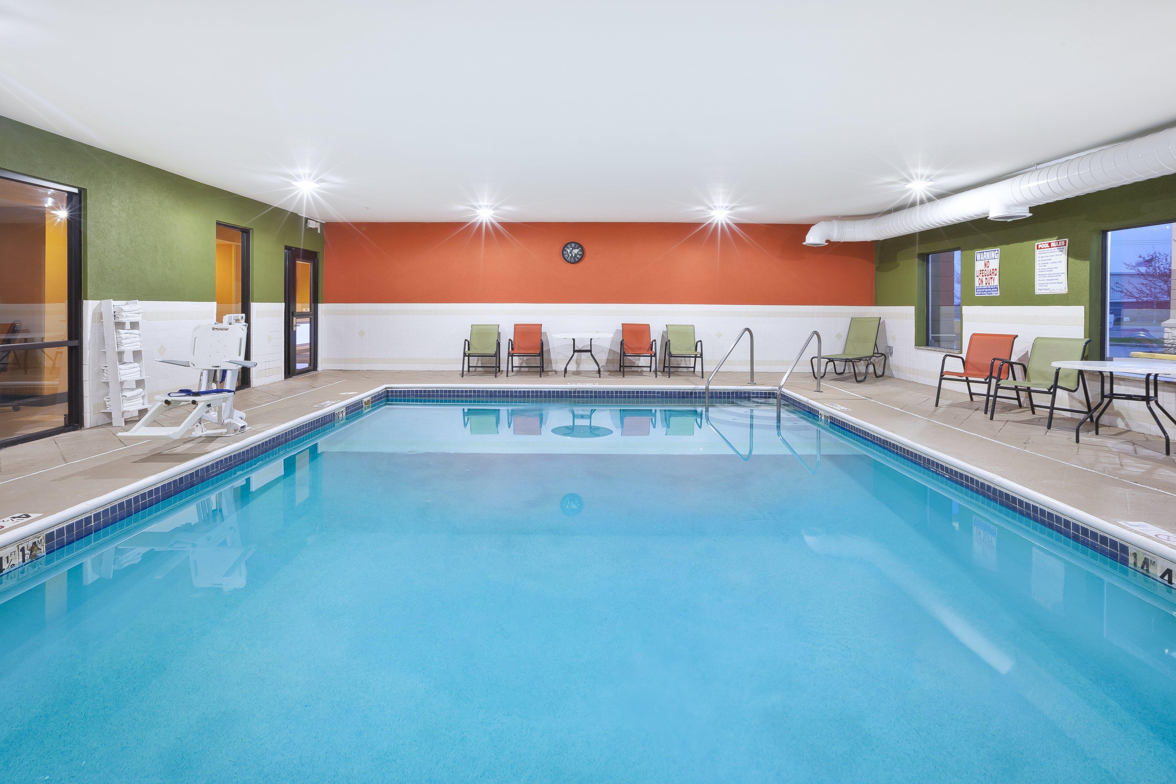 Holiday Inn Express Hotel & Suites Circleville By Ihg Экстерьер фото
